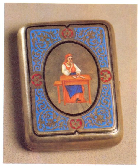 Портретная миниатюра. Портсигар с изображением крестьянки